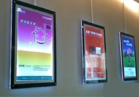 新平什么是超薄灯箱?